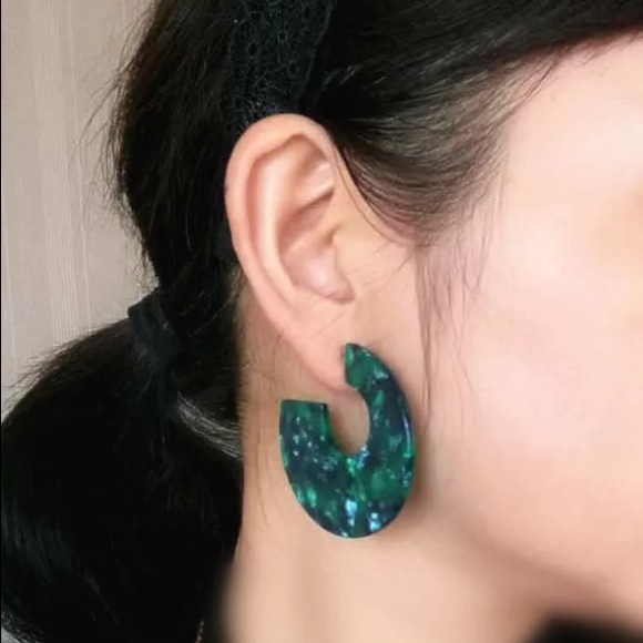 Emerald Tortoise Statement Earrings - Picture 5 of 7